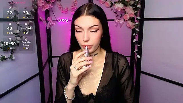 Snapshot of Kelly__Bunny chatting on July 2026 02:43:01 PM Kelly Bunny online show from July 2026 02:43:01 PM
