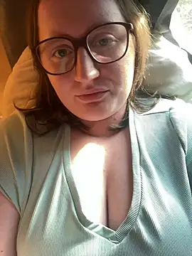 lucycomestrue online show from July 2026 12:11:02 AM