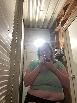 lucycomestrue online show from July 2026 03:23:01 AM