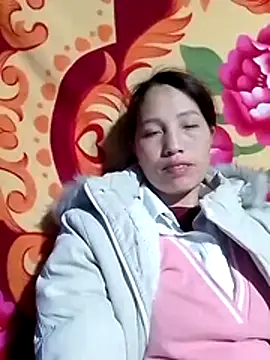 Gummiesu online show from February 2026 06:46:01 PM