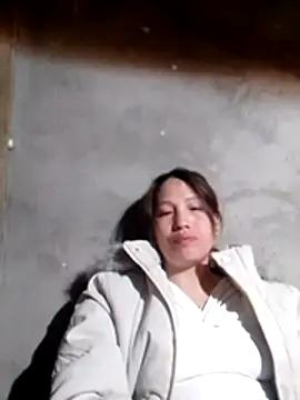 Gummiesu online show from February 2026 09:59:02 PM