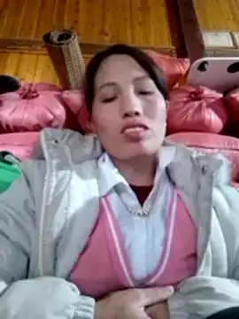 Gummiesu online show from February 2026 07:03:02 AM