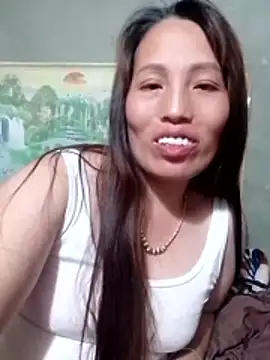 Snapshot of Gummiesu chatting on May 2026 12:52:01 PM Gummiesu online show from May 2026 12:52:01 PM