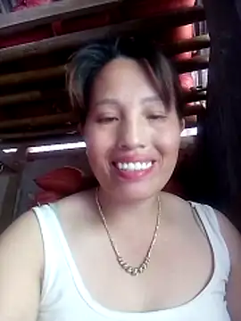 Snapshot of Gummiesu chatting on May 2026 06:45:02 AM Gummiesu online show from May 2026 06:45:02 AM