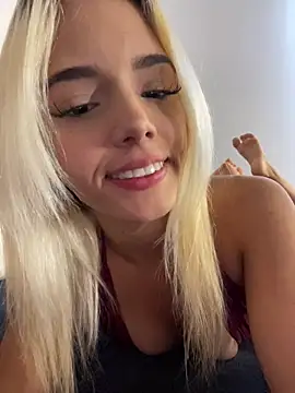 BUBUQUEEN online show from March 2026 09:11:01 PM