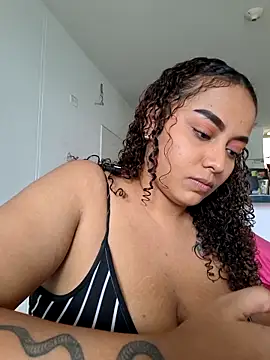 curly girl 31 online show from May 2026 08:18:01 PM
