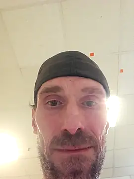 BlnAktivGay online show from April 2026 01:38:02 PM