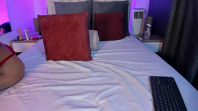 Seliinna-Kyle online show from January 2026 05:44:02 AM