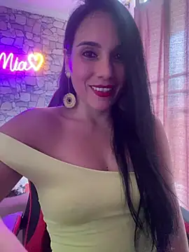 Miaswwe online show from March 2026 07:03:01 PM