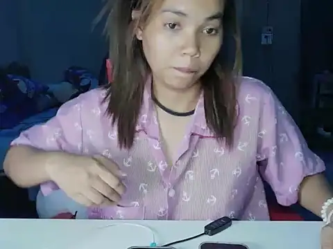 Pearlveil online show from March 2026 04:57:01 PM