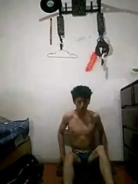 angelguere online show from February 2026 02:00:01 AM