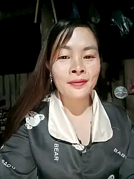 Bling sexy online show from February 2026 01:10:01 PM