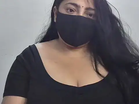 Snapshot of GaggingGirl_ chatting on April 2026 02:08:01 PM GaggingGirl online show from April 2026 02:08:01 PM