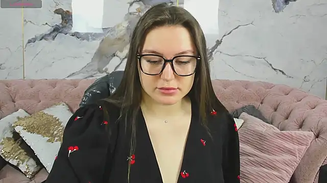 MoonlightLovee online show from January 2026 01:53:02 AM