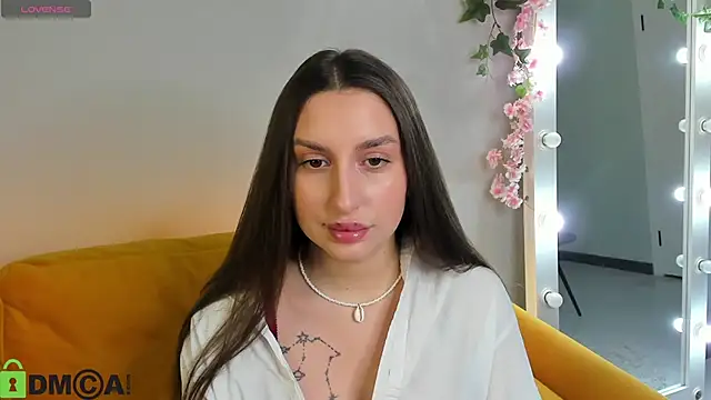 Celine Coello online show from February 2026 04:04:02 AM