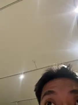 Yooo17 online show from March 2026 03:12:01 PM