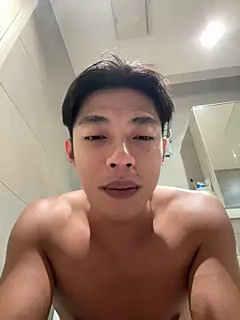 Yooo17 online show from June 2026 05:36:01 PM