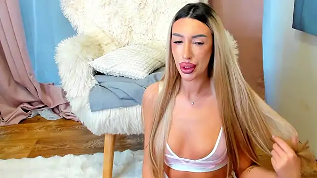 LunaVibes  online show from February 2026 05:59:02 AM