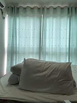 ruanruan05 online show from March 2026 02:04:02 AM