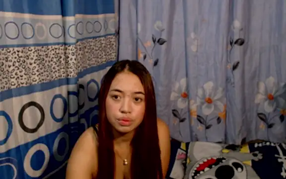 pinay mayahiga online show from April 2026 01:34:01 PM