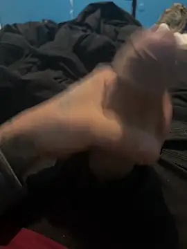 CcincoVilla online show from February 2026 03:03:02 AM