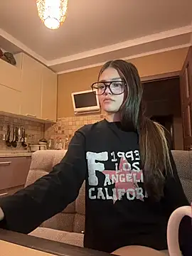 Snapshot of EmilyMonday chatting on February 2026 03:13:01 PM EmilyMonday online show from February 2026 03:13:01 PM