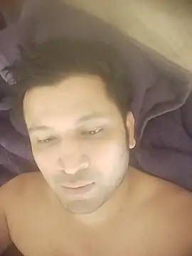 Pravin9562 online show from February 2026 06:03:02 AM