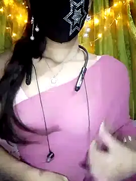 Maliha Chowdhury online show from May 2026 06:12:02 PM