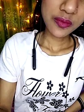 Maliha Chowdhury online show from April 2026 10:28:02 PM