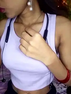 Maliha Chowdhury online show from April 2026 02:18:01 PM