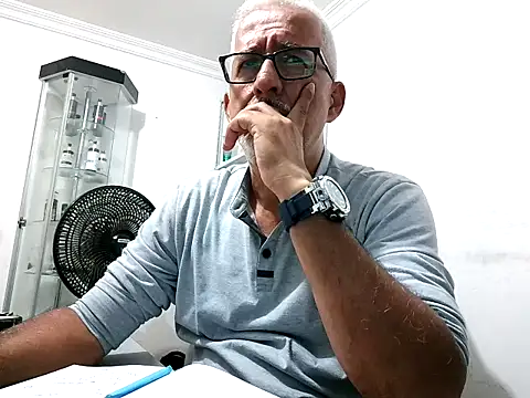 ceniizo1024 online show from January 2026 03:37:01 PM