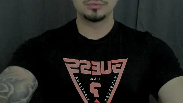 TONYWILSONN online show from April 2026 04:52:01 AM