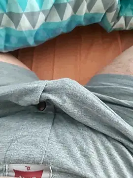 zevkarayan00 online show from January 2026 01:14:01 PM