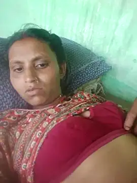Snapshot of Juli_rathore chatting on April 2026 05:36:02 AM Juli rathore online show from April 2026 05:36:02 AM