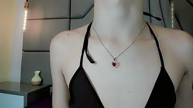 Snapshot of Miss-Saraii chatting on February 2026 03:23:01 PM Miss-Saraii online show from February 2026 03:23:01 PM