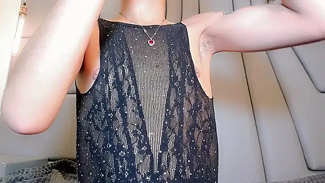 Snapshot of Miss-Saraii chatting on February 2026 07:47:01 PM Miss-Saraii online show from February 2026 07:47:01 PM