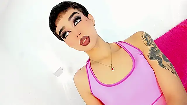 Snapshot of Miss-Saraii chatting on February 2026 08:26:01 PM Miss-Saraii online show from February 2026 08:26:01 PM