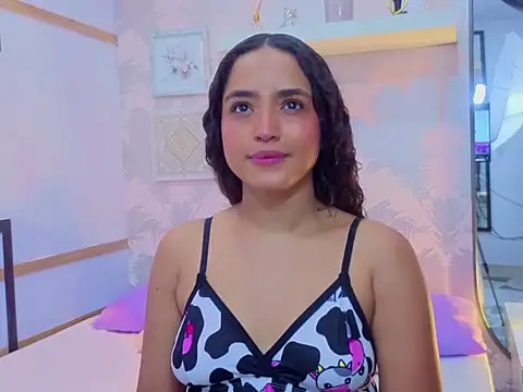 Emma Thompssonn online show from March 2026 12:13:01 PM