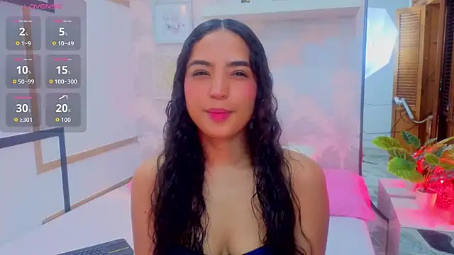 Emma Thompssonn online show from April 2026 01:48:01 PM