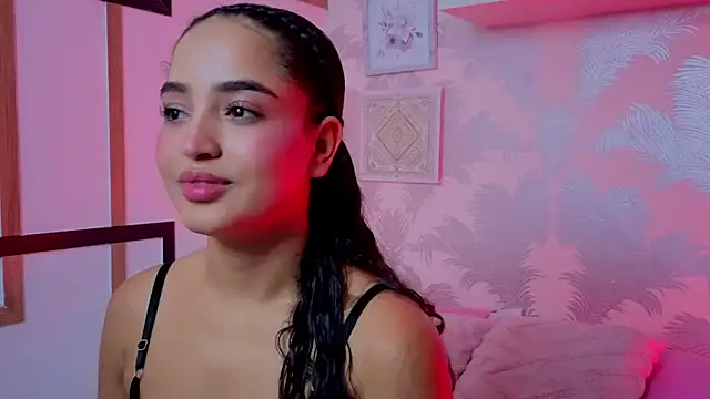 Emma Thompssonn online show from June 2026 12:21:01 PM