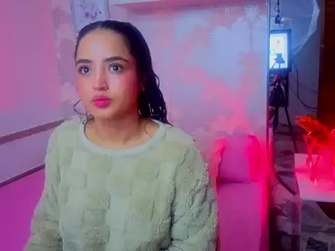 Emma Thompssonn online show from June 2026 12:25:01 PM