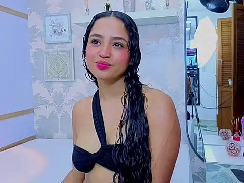 Emma Thompssonn online show from February 2026 11:50:02 AM