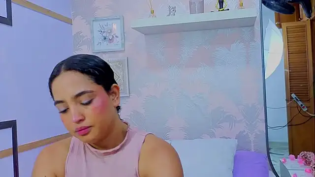 Emma Thompssonn online show from February 2026 12:15:02 PM