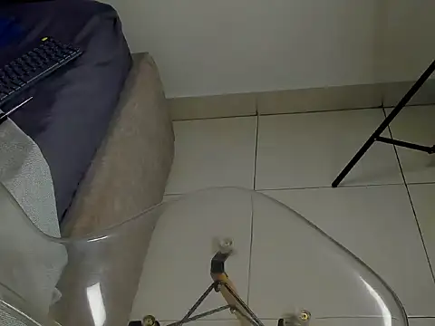 AndrewKenoxx  online show from February 2026 07:36:02 PM