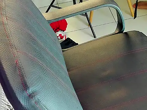 AndrewKenoxx  online show from March 2026 07:32:02 PM