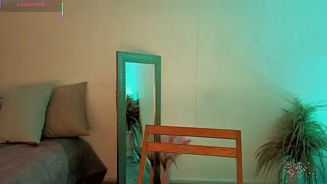 fransheskarossi online show from March 2026 12:17:01 PM