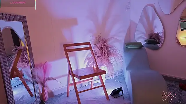 fransheskarossi online show from March 2026 12:19:01 PM