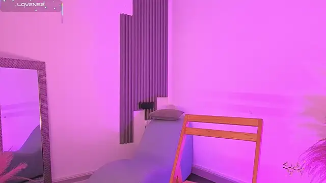 Snapshot of fransheskarossi chatting on February 2026 11:54:02 AM fransheskarossi online show from February 2026 11:54:02 AM