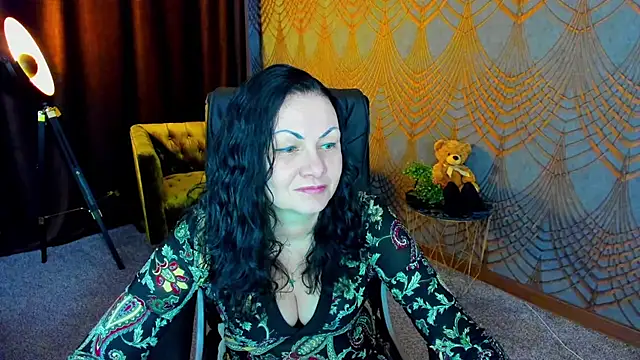 IrissMoon online show from April 2026 05:45:02 AM