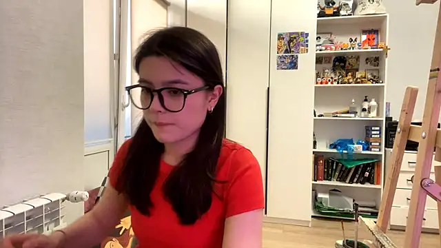 SaintMari online show from May 2026 02:20:02 PM